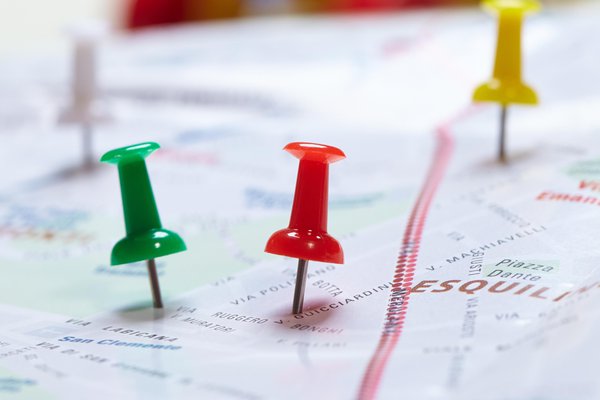 Cerca de Spanish to English Translation