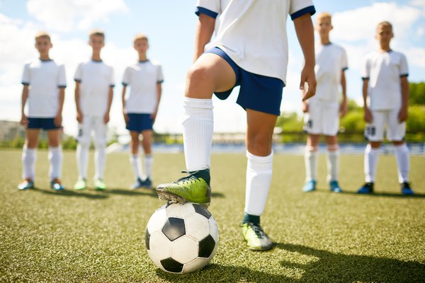an image to describe the word 'captain'
                
                which generally used in a context of sports
                
                