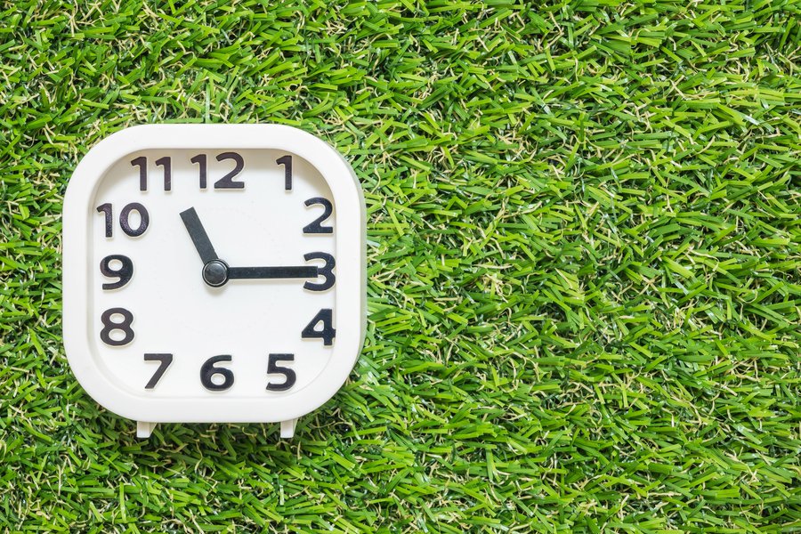 Once y cuarto en inglés Traductor de español a inglés