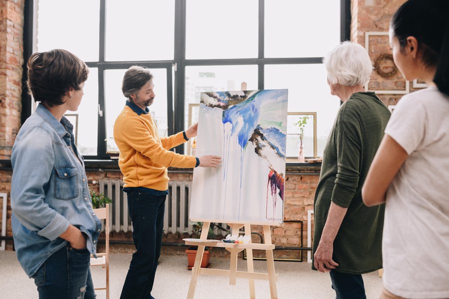 Show in Spanish English to Spanish Translation