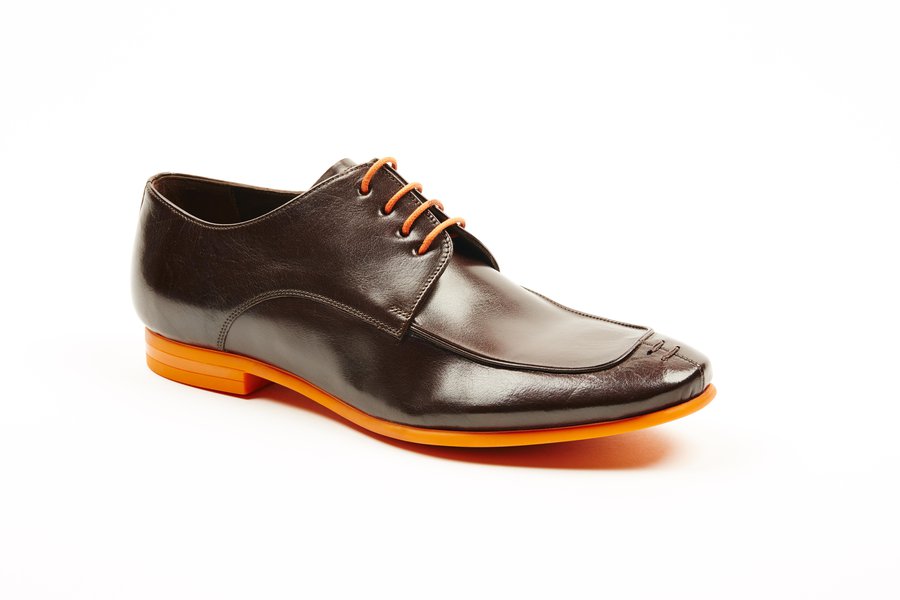 Los zapatos Spanish to English Translation