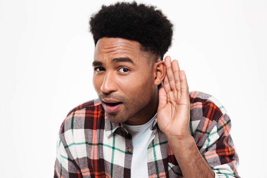 Escuchar Spanish to English Translation