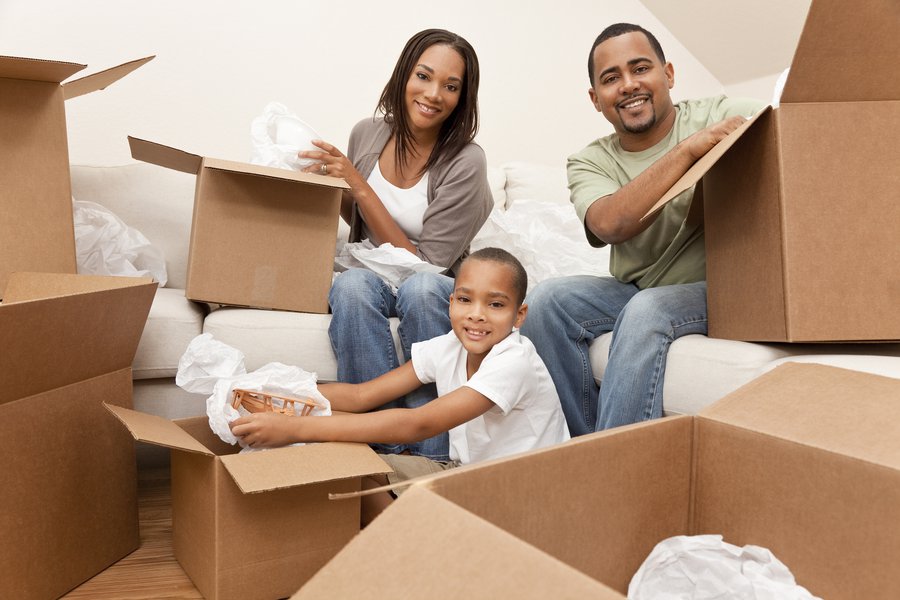 Move in Spanish English to Spanish Translation