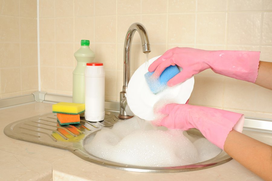 Wash the dishes in Spanish English to Spanish Translation